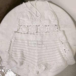 Aerie white swim top and bottom cover (is crochet)